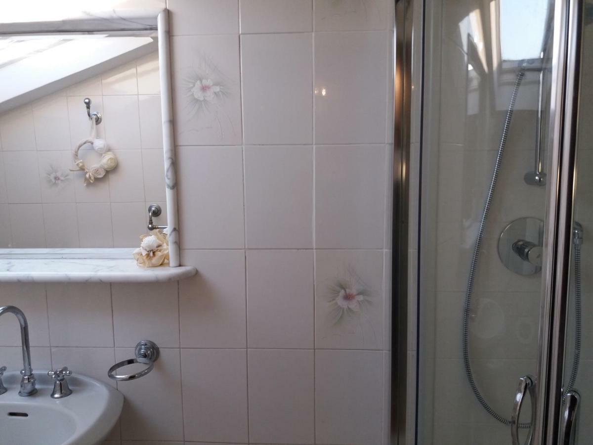 Splendida e incantevole casa a due passi dal mare Viareggio Esterno foto